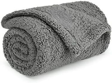 Fluffy Fleece Dog Blanket - Soft Warm Pet Mat, 24 x 32 (Color: Grey Blanket, size: Large (40*47"))