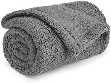 Soft Berber Fleece Dog Blanket 32 x 40 Inch (Color: Grey Blanket)
